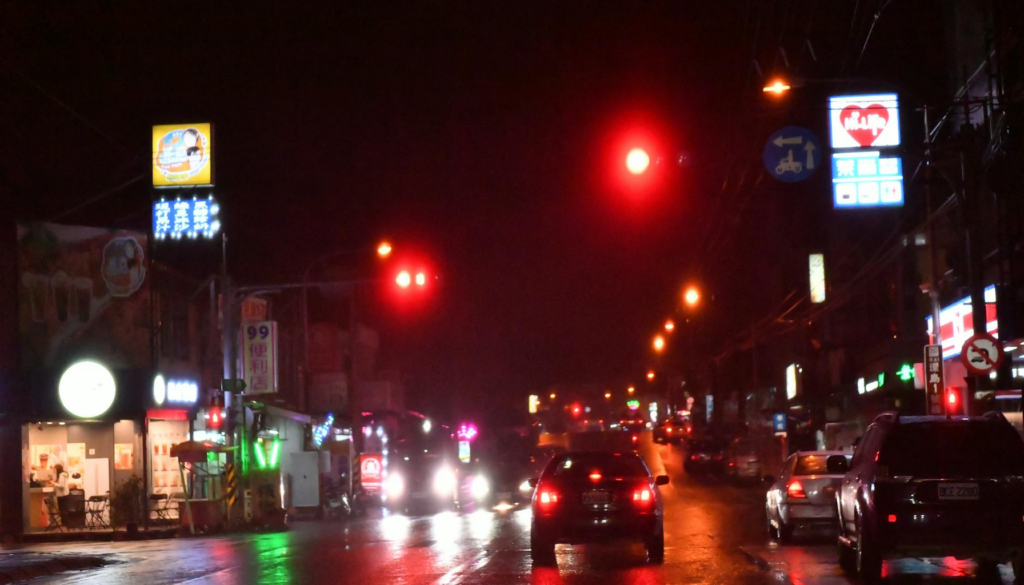 LNG 가격 급등 가능성, 난방비 대비는 어디서 시작할까